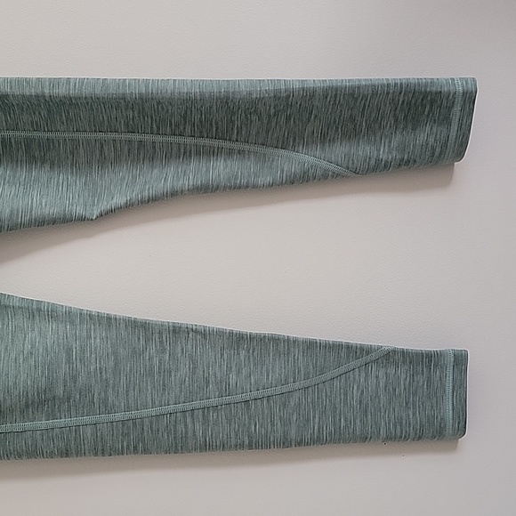 Victoria's Secret Incredible Essential Heathered Succulent Green HR Leggings 6 - Picture 8 of 12